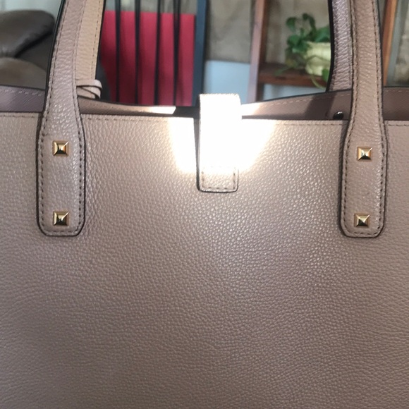 Michael kors handbag - Picture 8 of 8